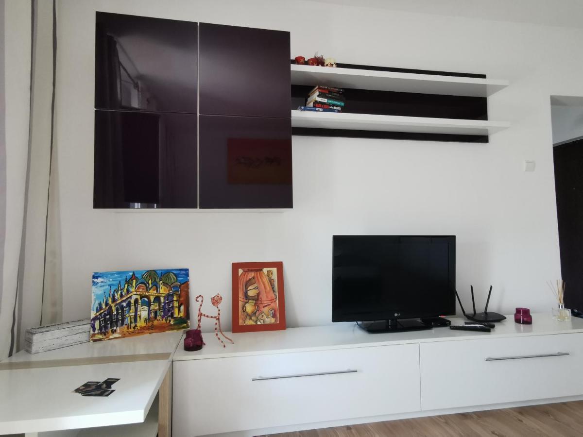 Bertigart Studio Apartment Bukarest Eksteriør billede
